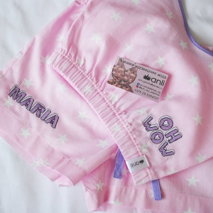 Пижамные шорты звезды на розовом фоне