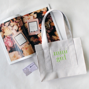 Молочная "Eco-friendly" mini-сумочка с неоновой вышивкой